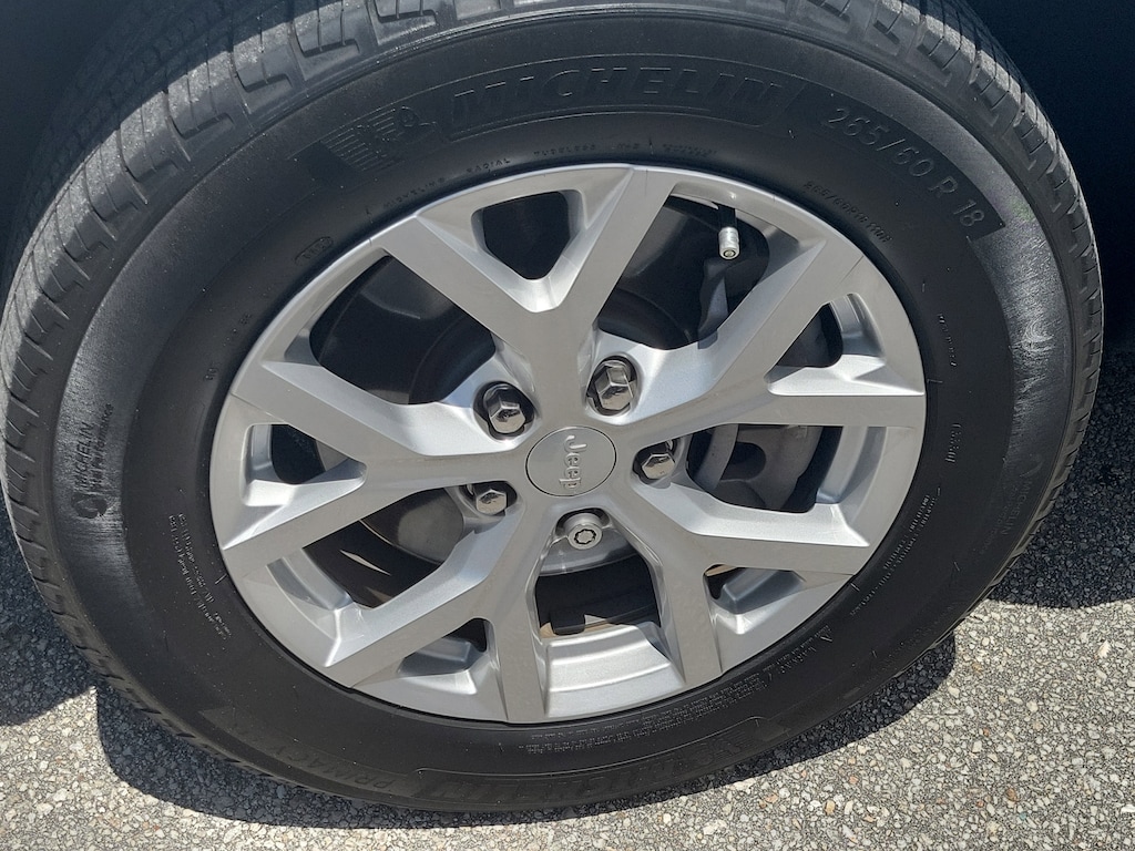 Used 2023 Jeep Grand Cherokee L Limited SUV