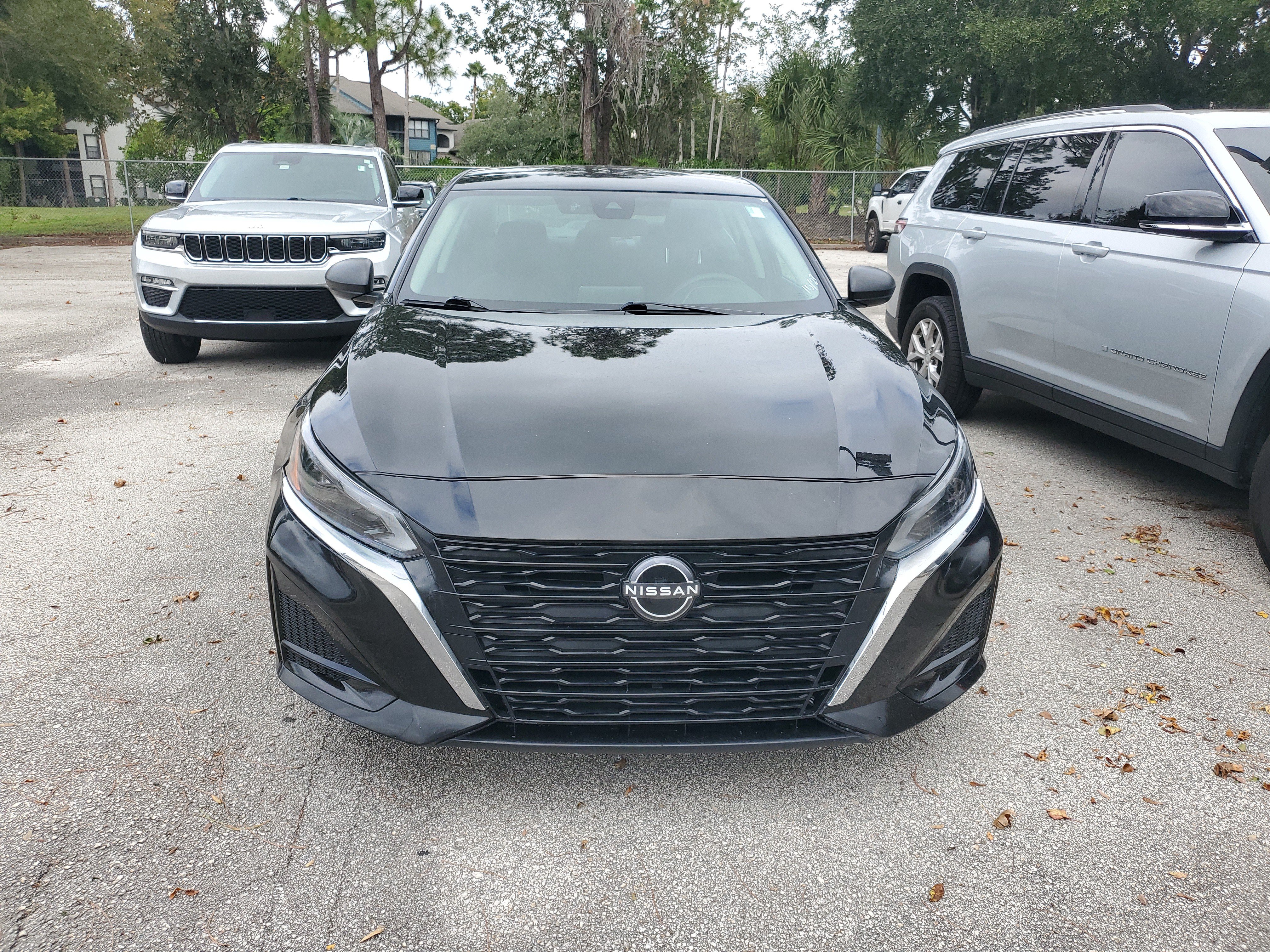 Used 2025 Nissan Altima SV Sedan