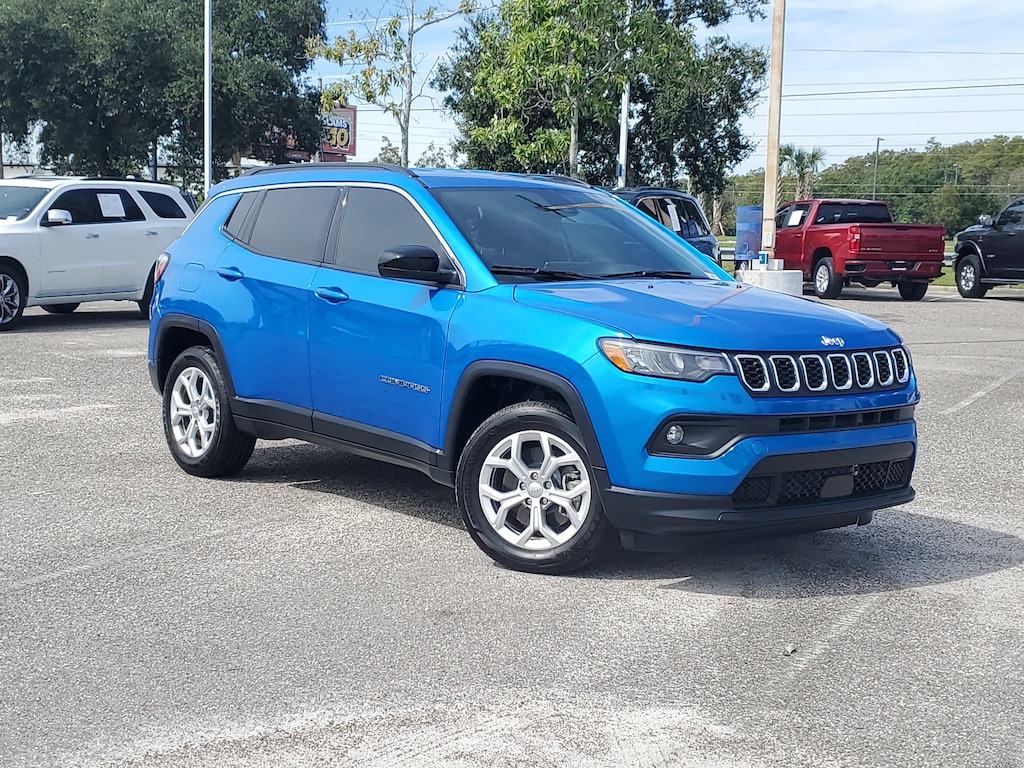 Used 2024 Jeep Compass Latitude SUV