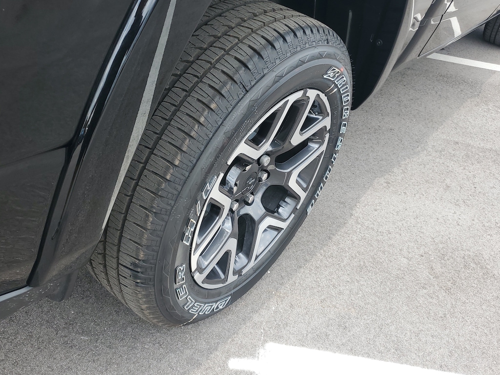 New 2026 Ram 1500 Laramie Laramie 4x4 Crew Cab 57 Box