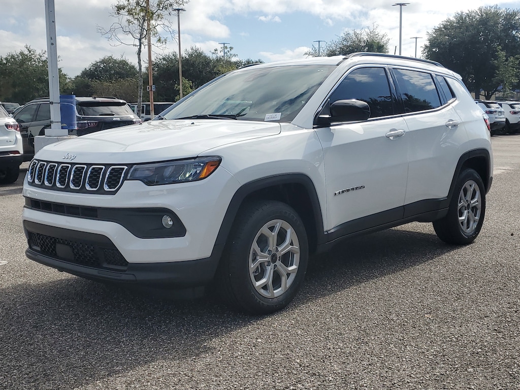 New 2026 Jeep Compass Latitude Latitude 4x4