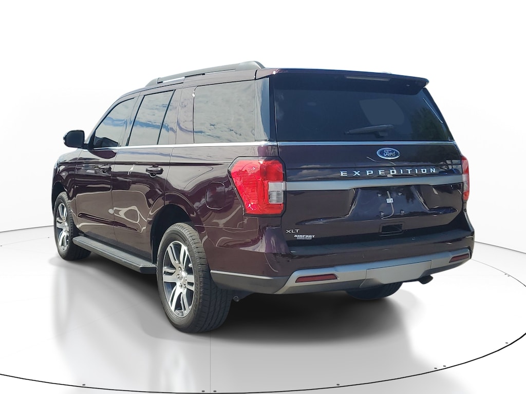 Used 2024 Ford Expedition XLT SUV