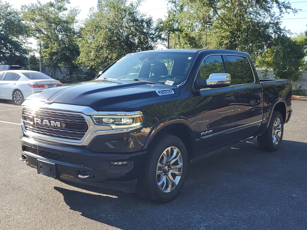 2023 Ram 1500 Limited photo 4
