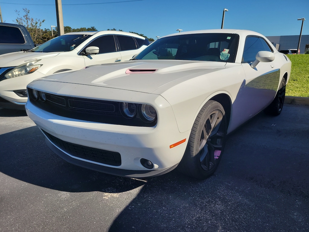 Used 2022 Dodge Challenger SXT Coupe
