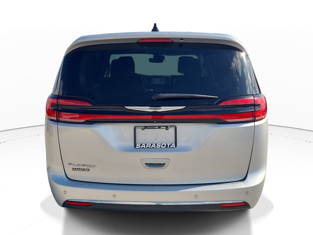 Used 2023 Chrysler Pacifica Touring L Van Passenger Van