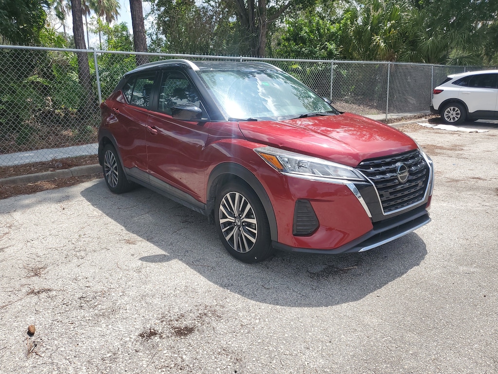 Used 2021 Nissan Kicks SV SV FWD