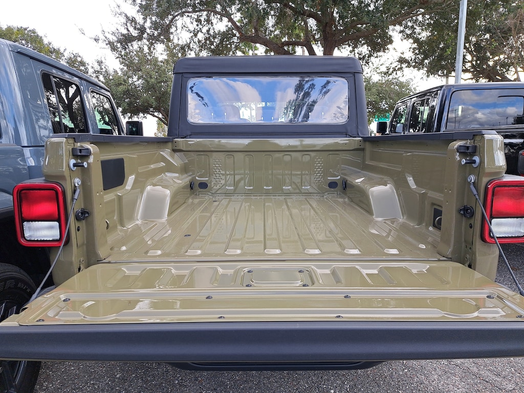 New 2026 Jeep Gladiator Sport Sport 4x4