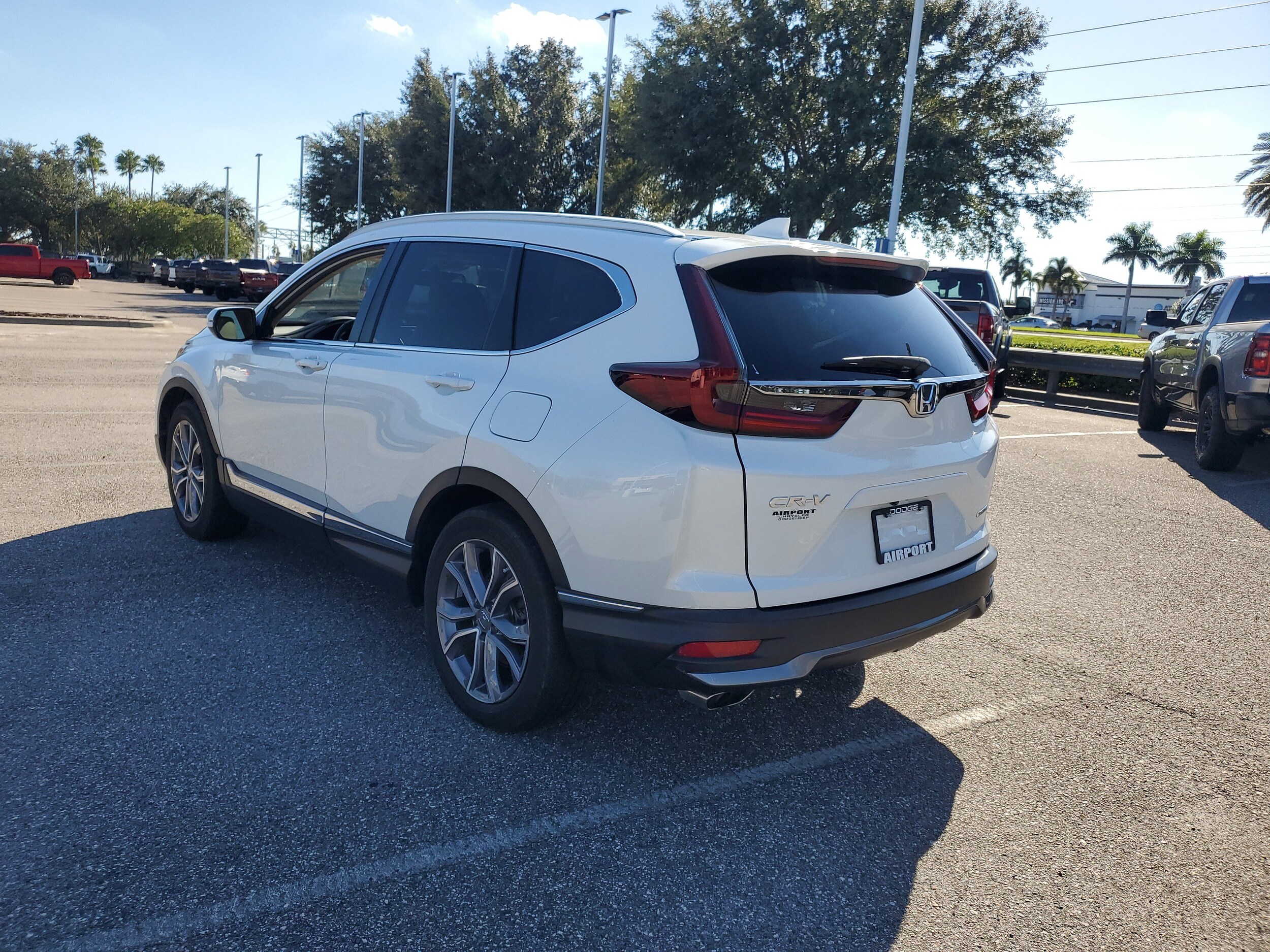2021 Honda CR-V Touring photo 2