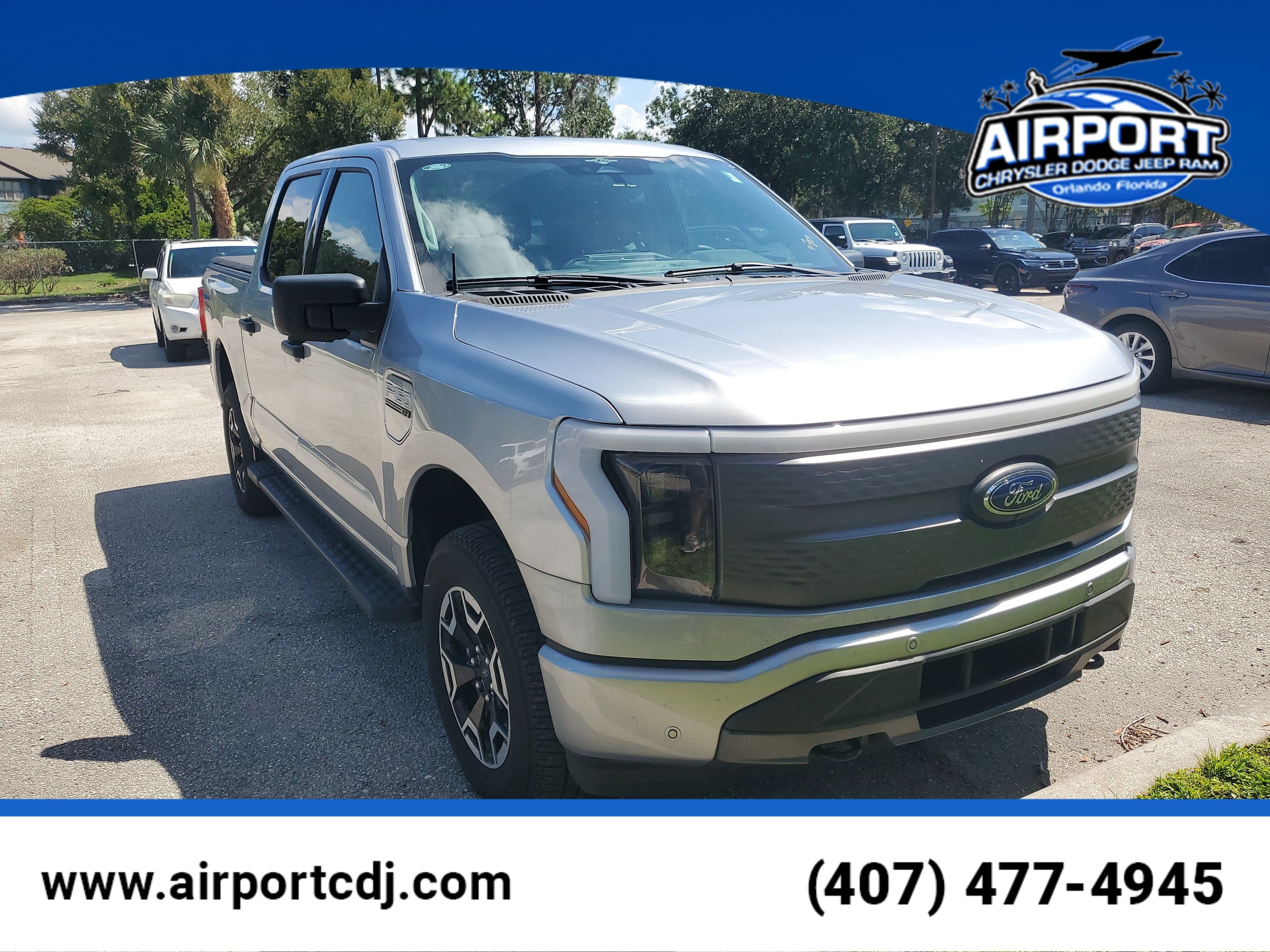 2023 Ford F-150 Lightning Truck SuperCrew Cab 