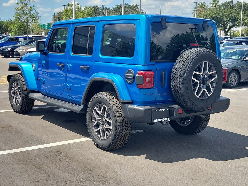 New 2026 Jeep Wrangler Sahara Sahara 4x4