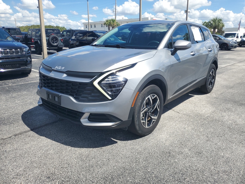 Used 2024 Kia Sportage LX SUV