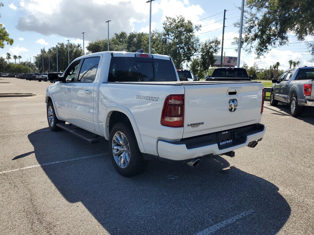 2022 Ram 1500 Laramie photo 2