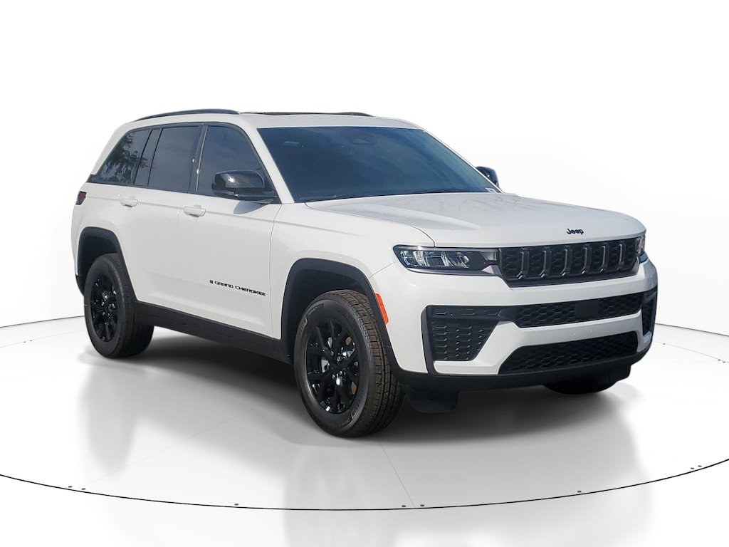New 2026 Jeep Grand Cherokee Laredo Altitude Laredo Altitude 4x2