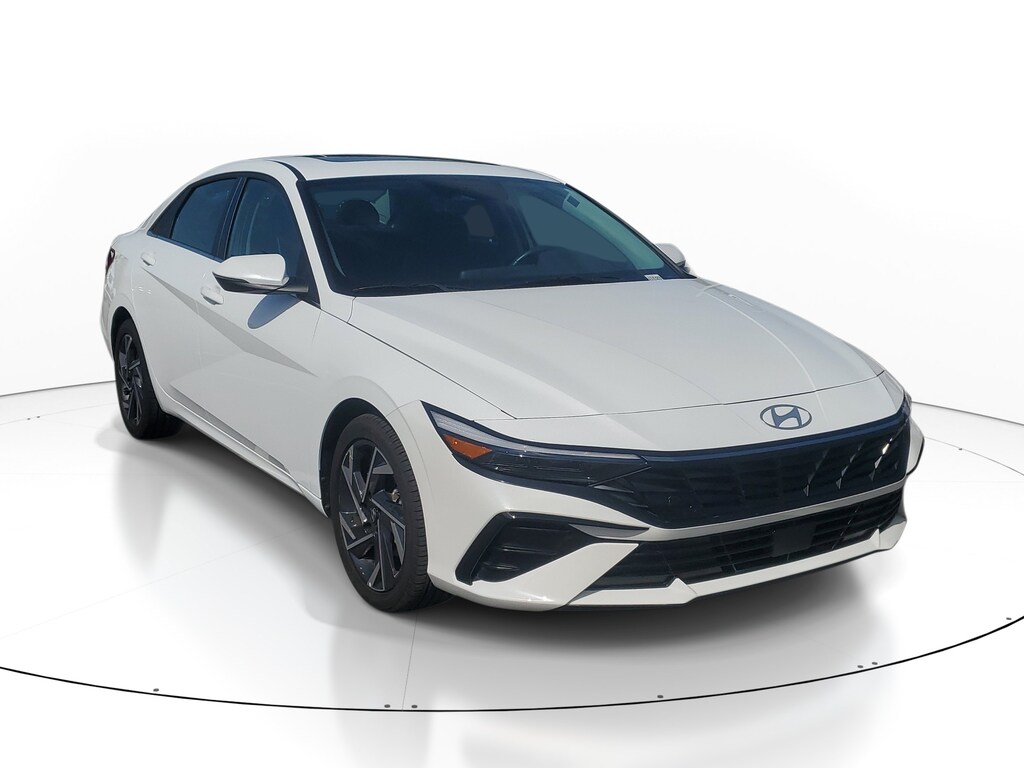 Used 2025 Hyundai Elantra Limited Sedan