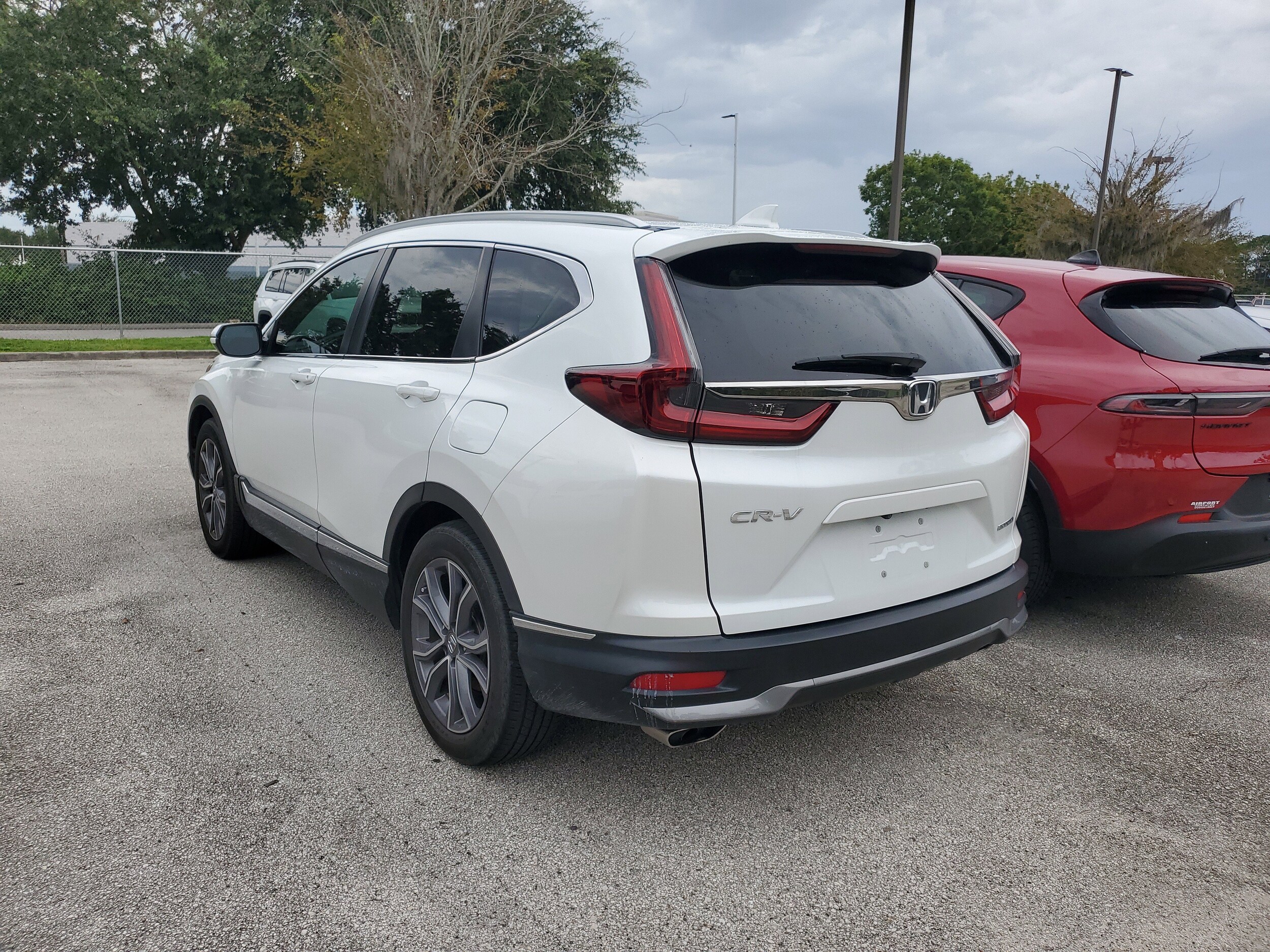 2021 Honda CR-V Touring photo 3