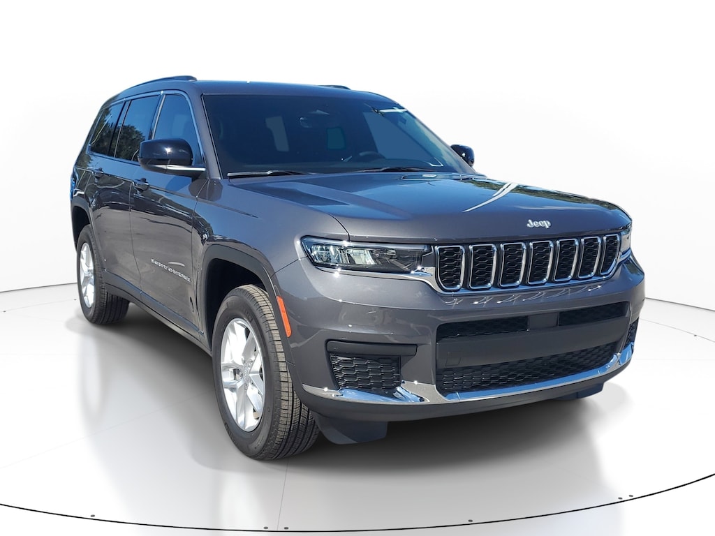 Used 2025 Jeep Grand Cherokee L Laredo SUV
