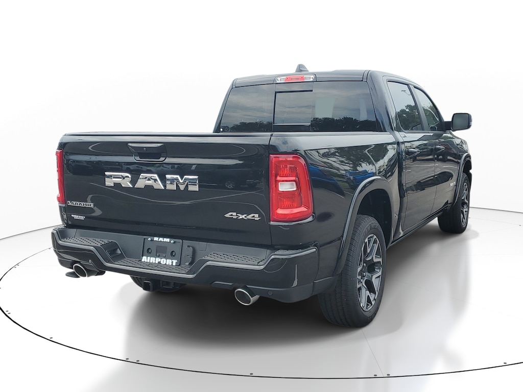 New 2026 Ram 1500 Laramie Laramie 4x4 Crew Cab 57 Box