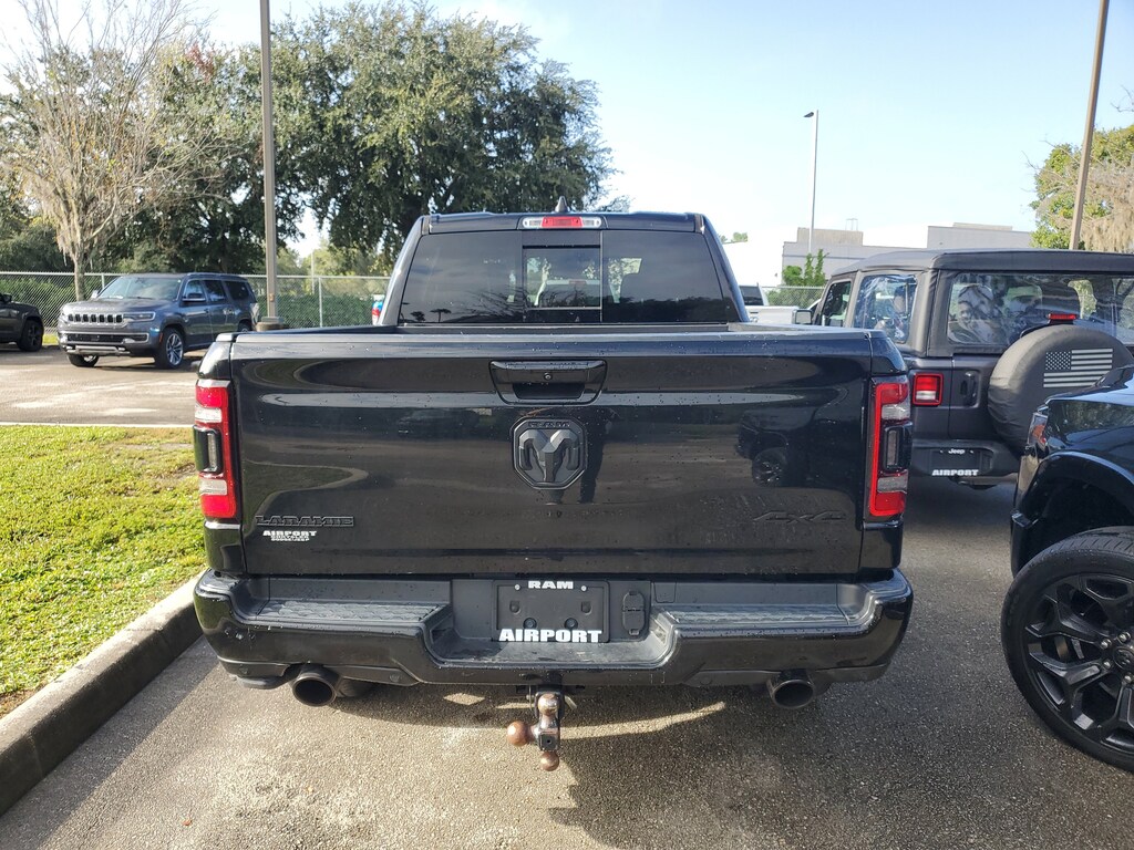2023 Ram 1500 Laramie photo 3