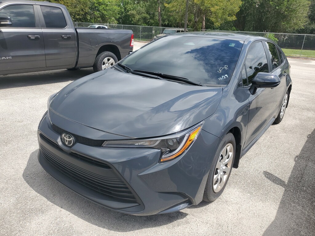 Used 2025 Toyota Corolla LE Sedan