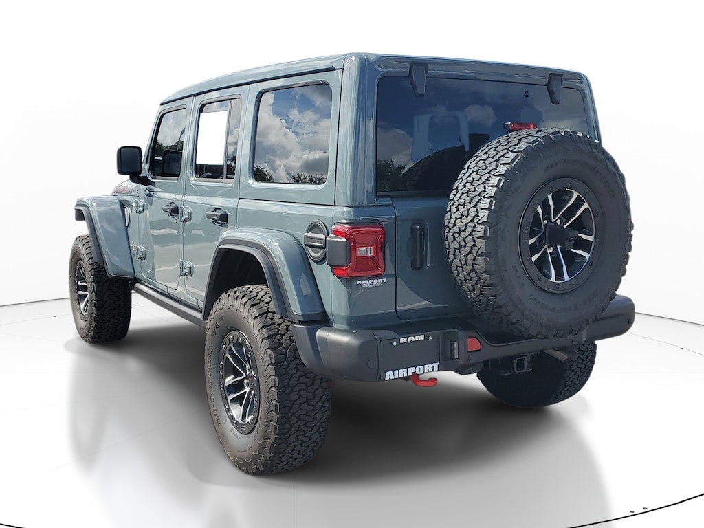 Used 2025 Jeep Wrangler Rubicon SUV