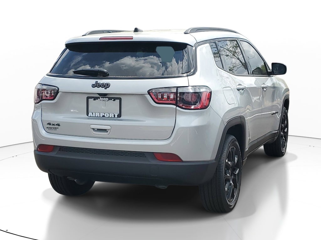 New 2026 Jeep Compass Latitude Altitude Latitude Altitude 4x4