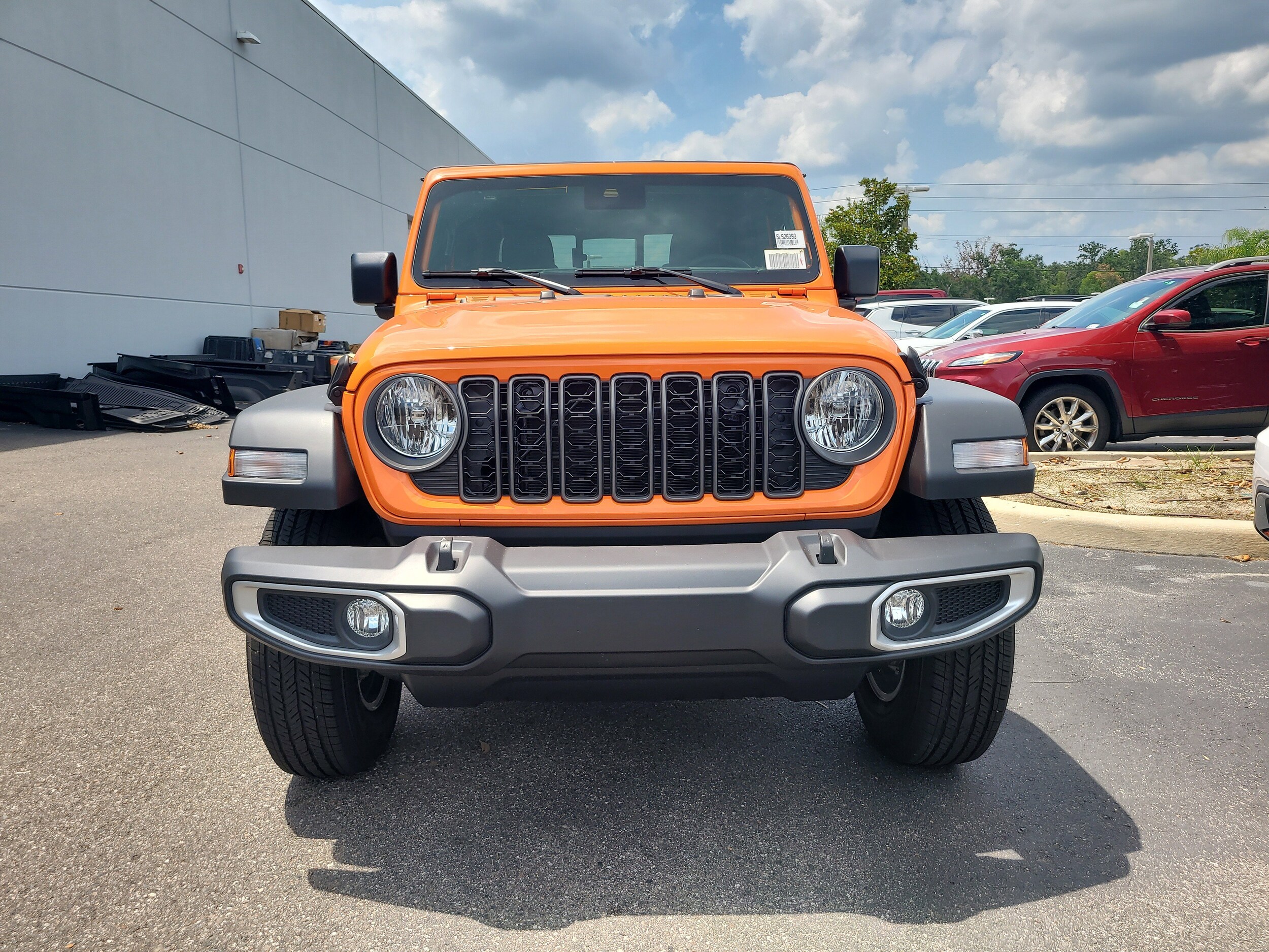 2025 Jeep Gladiator Sport S photo 2