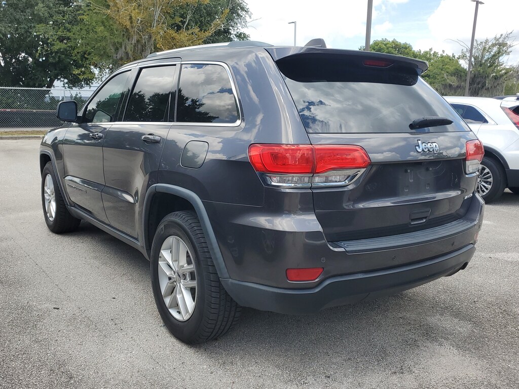 Used 2018 Jeep Grand Cherokee Laredo RWD SUV