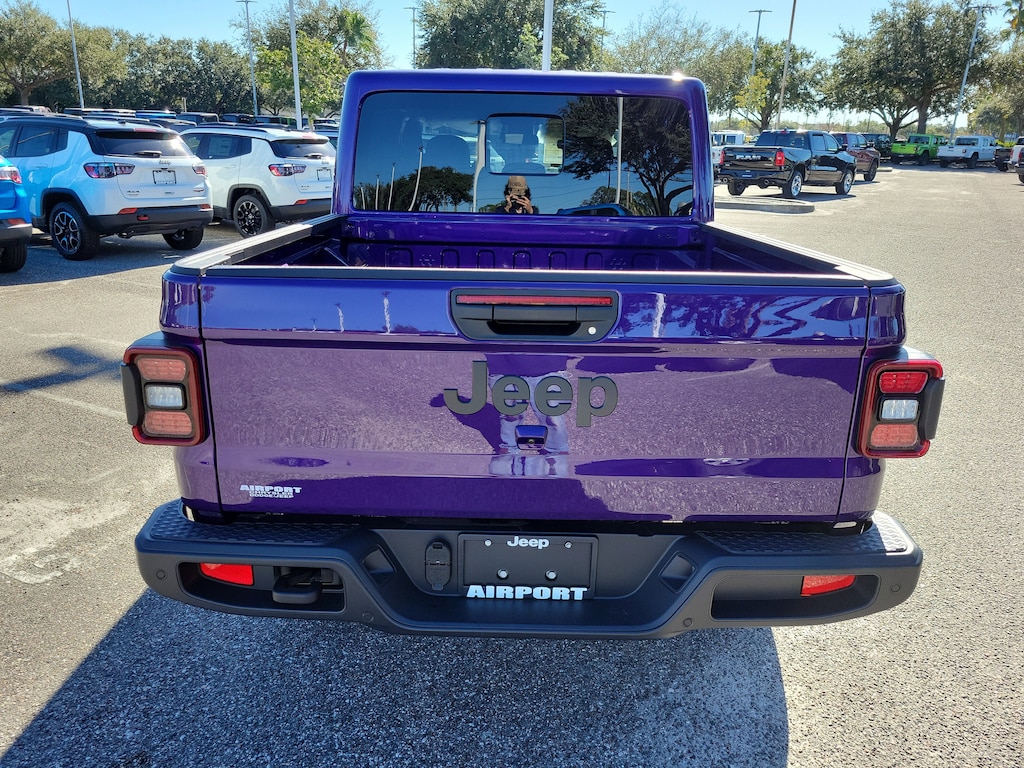 New 2026 Jeep Gladiator Sport S Sport S 4x4