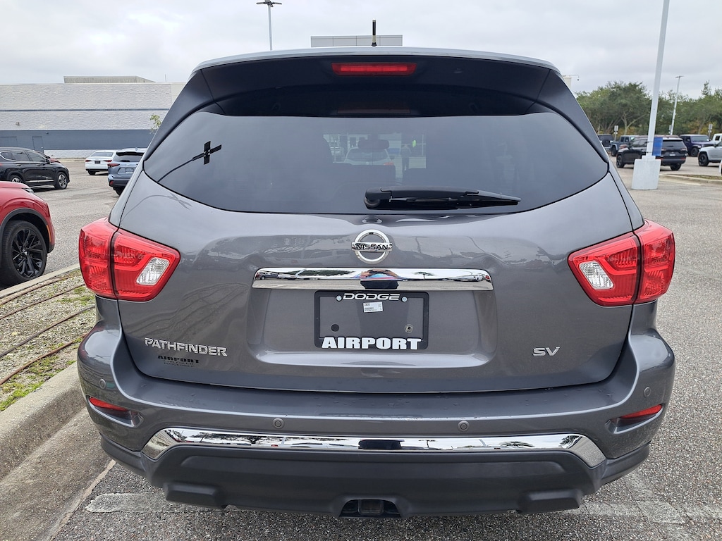 Used 2018 Nissan Pathfinder SV SUV
