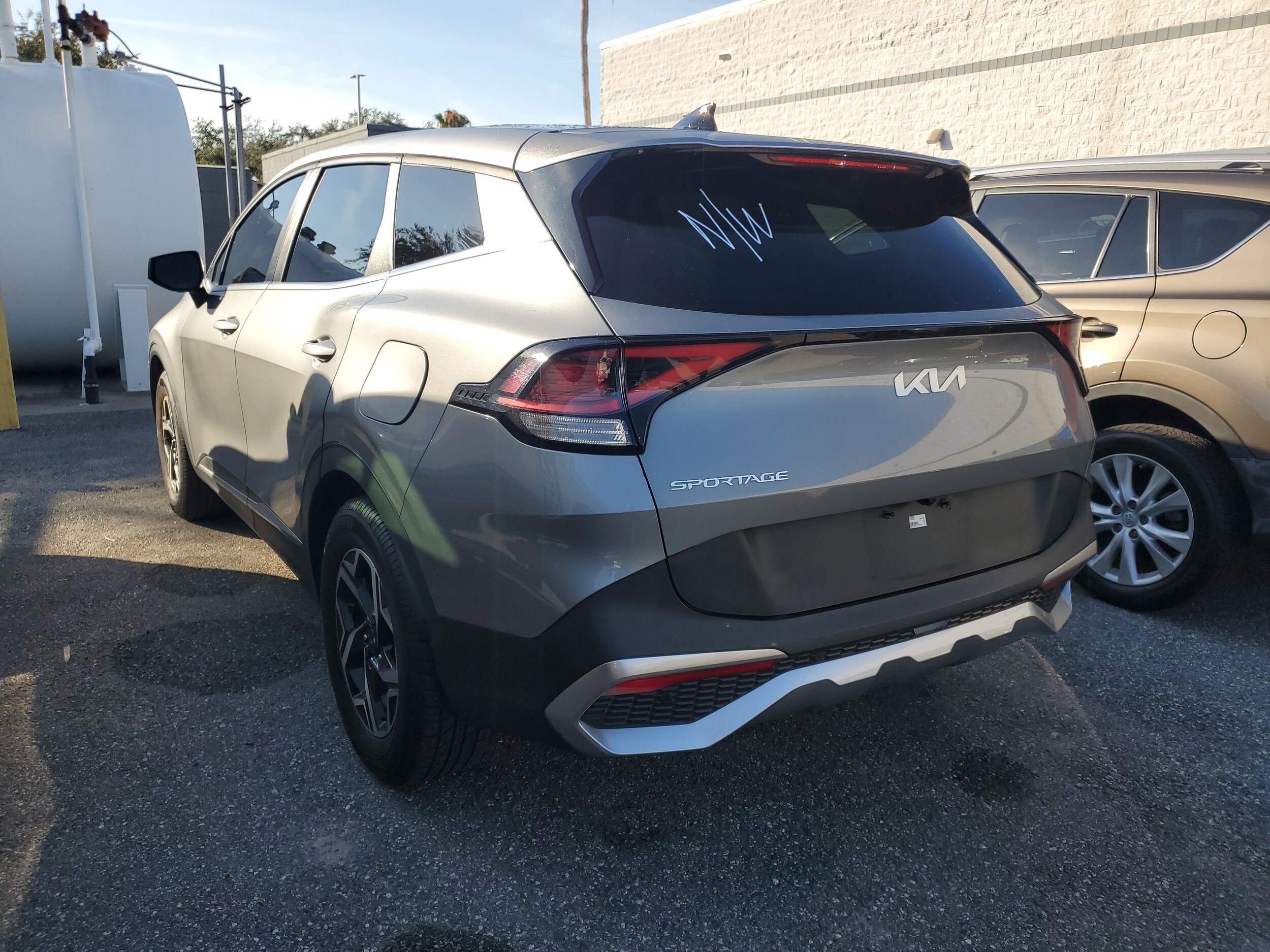 2023 Kia Sportage LX photo 4