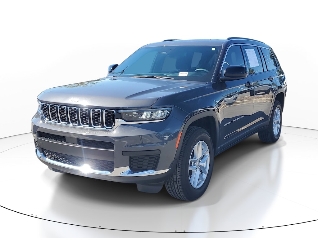 Used 2025 Jeep Grand Cherokee L Laredo SUV