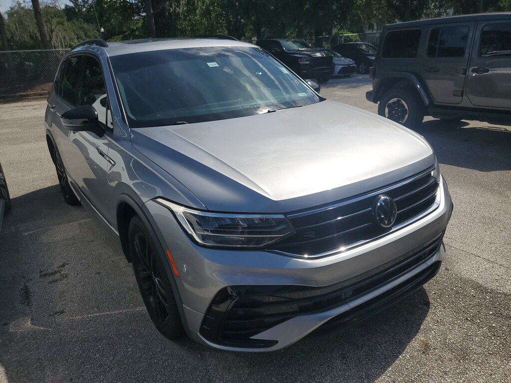 Used 2022 Volkswagen Tiguan 2.0T SE R-Line Black SUV