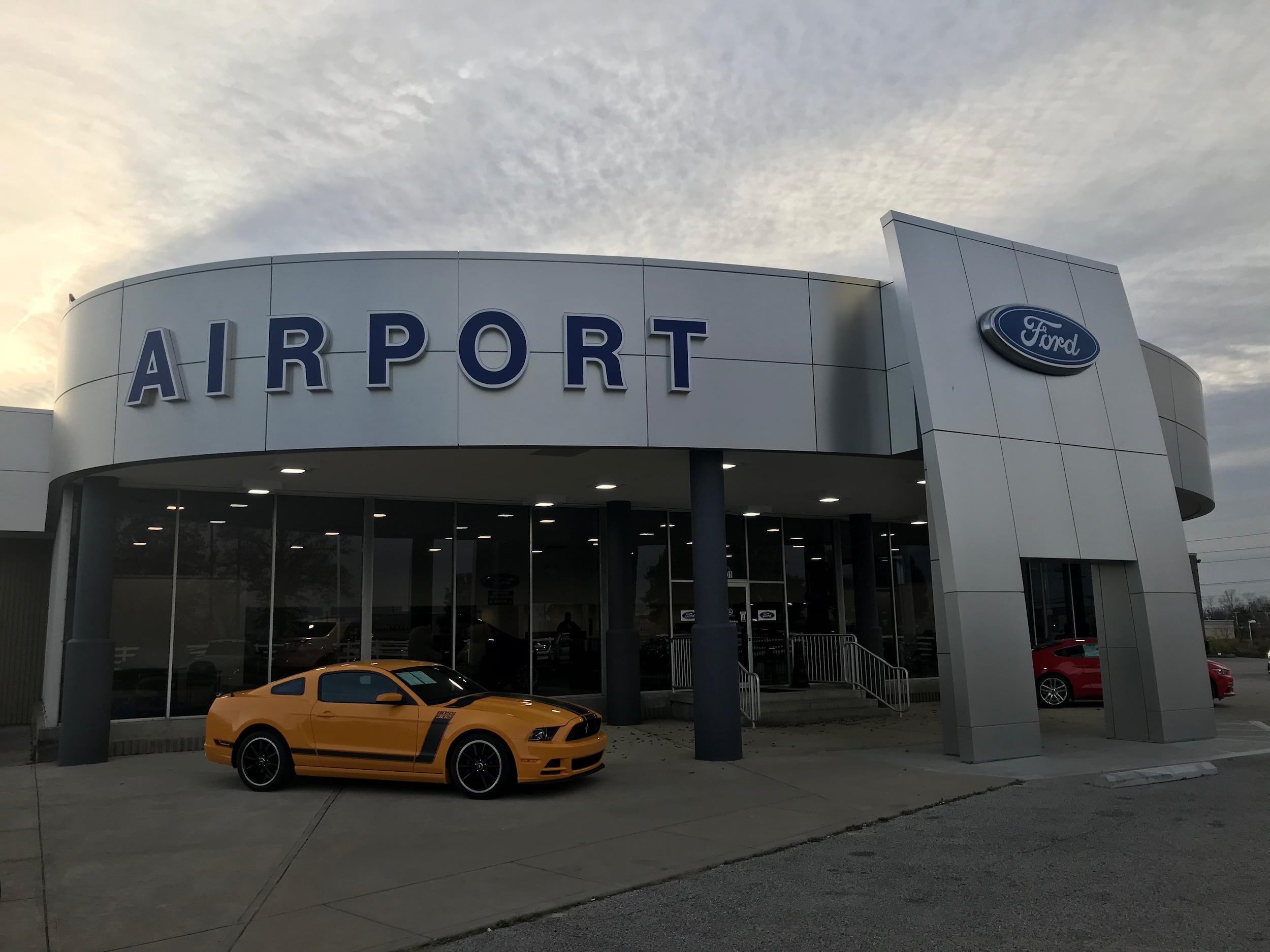 About Airport Ford in Florence Kentucky Ford Dealer Information