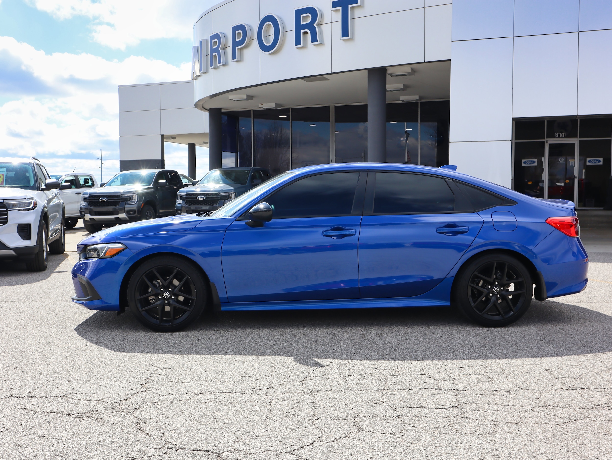 Used 2022 Honda Civic Sport with VIN 2HGFE2F54NH605105 for sale in Florence, KY