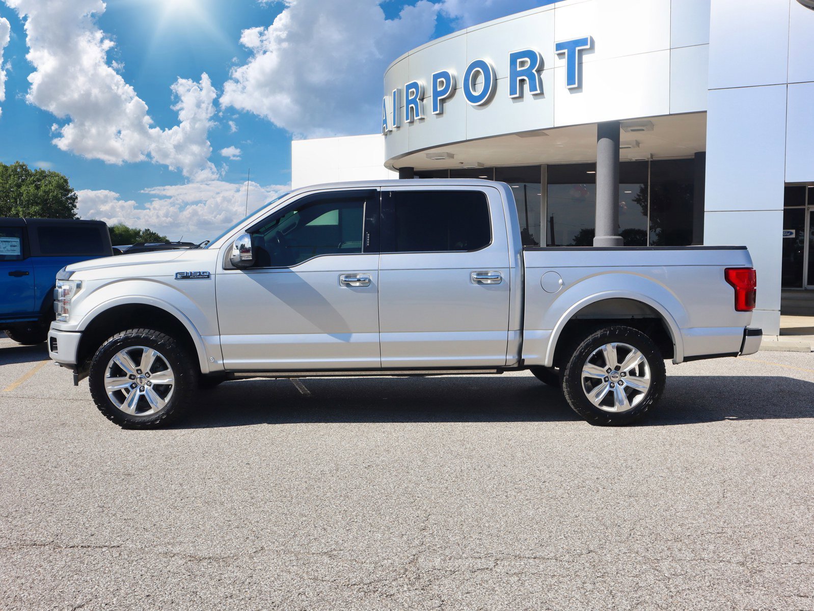 Used 2018 Ford F-150 XLT with VIN 1FTEW1EG3JFA70591 for sale in Florence, KY