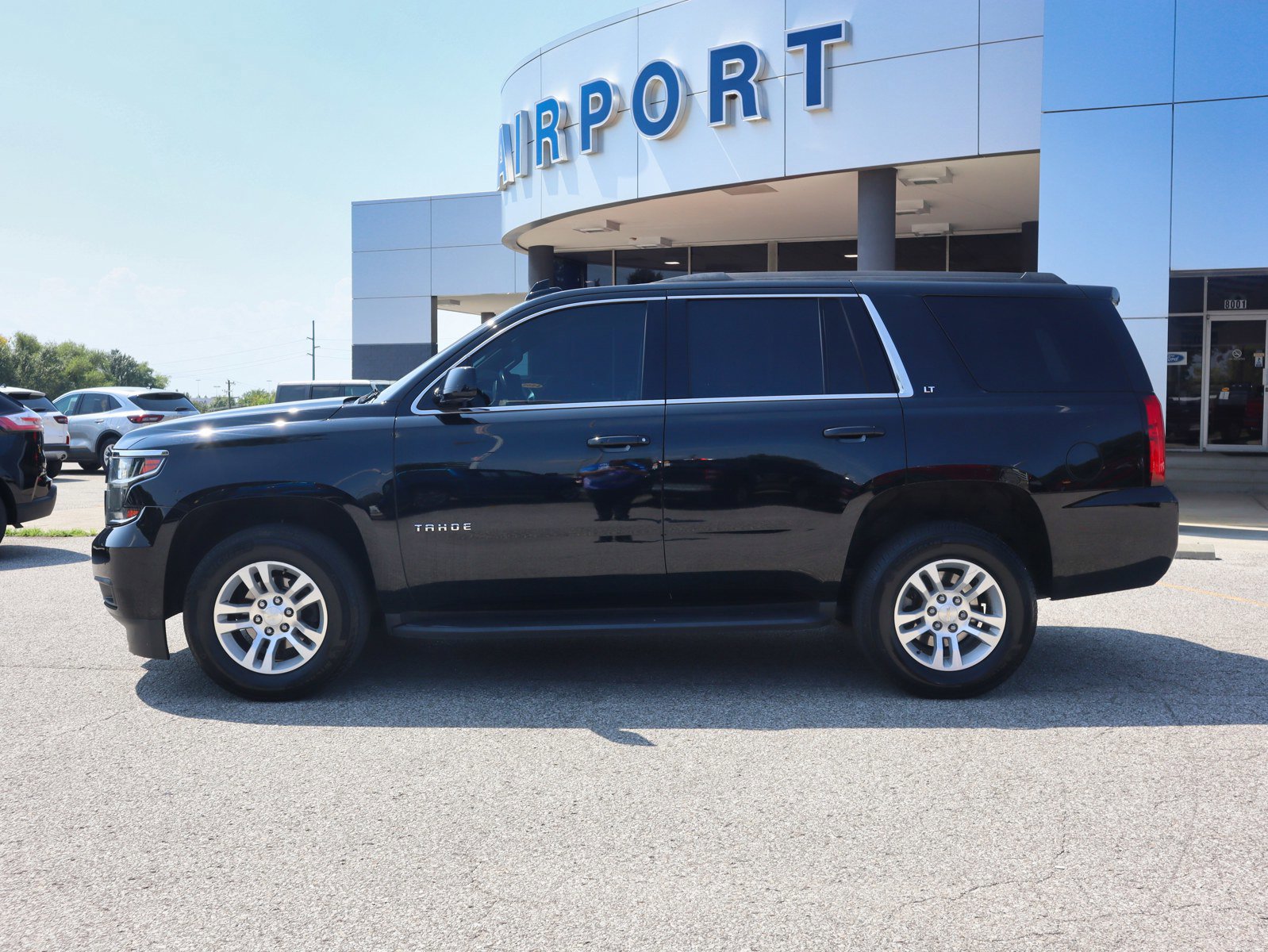 Used 2019 Chevrolet Tahoe LT with VIN 1GNSKBKC2KR388781 for sale in Florence, KY