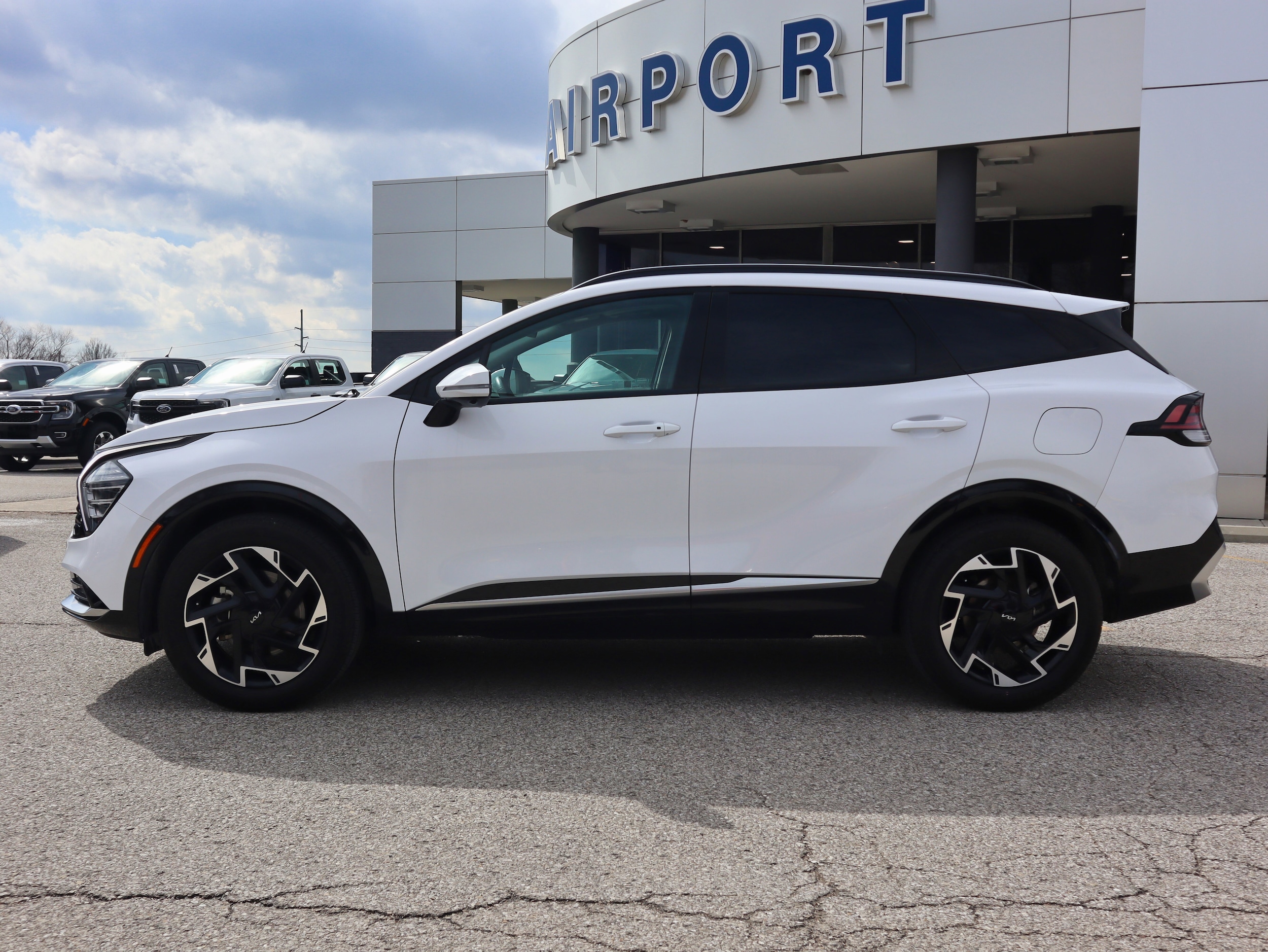 Used 2023 Kia Sportage SX Prestige with VIN 5XYK5CAF3PG008015 for sale in Florence, KY