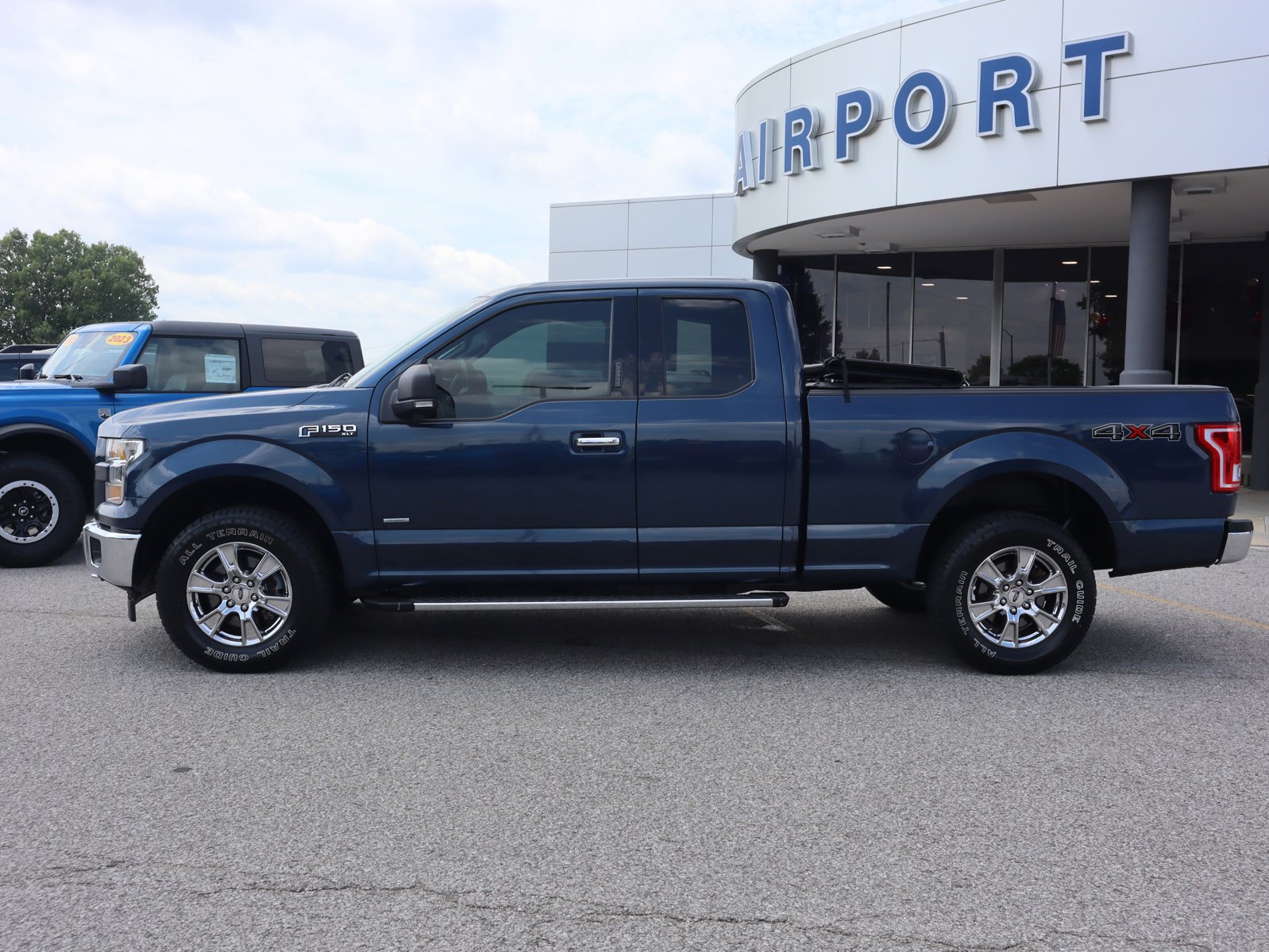Used 2017 Ford F-150 XLT with VIN 1FTEX1EP8HFA43460 for sale in Florence, KY