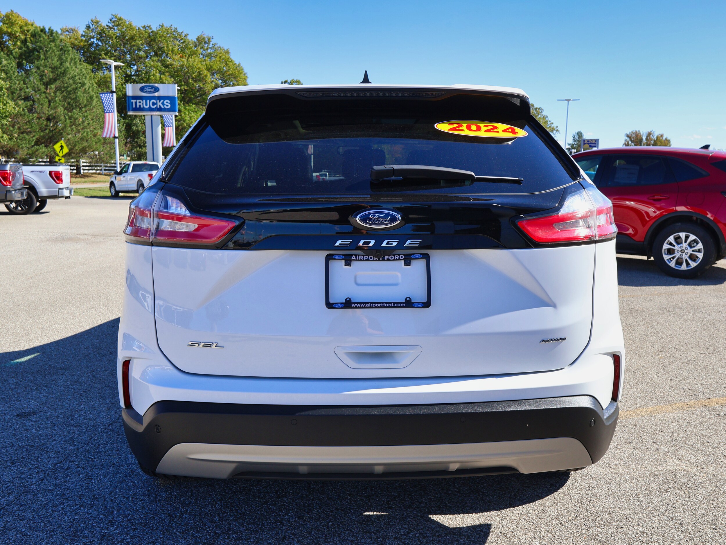 2024 Ford Edge SEL photo 4