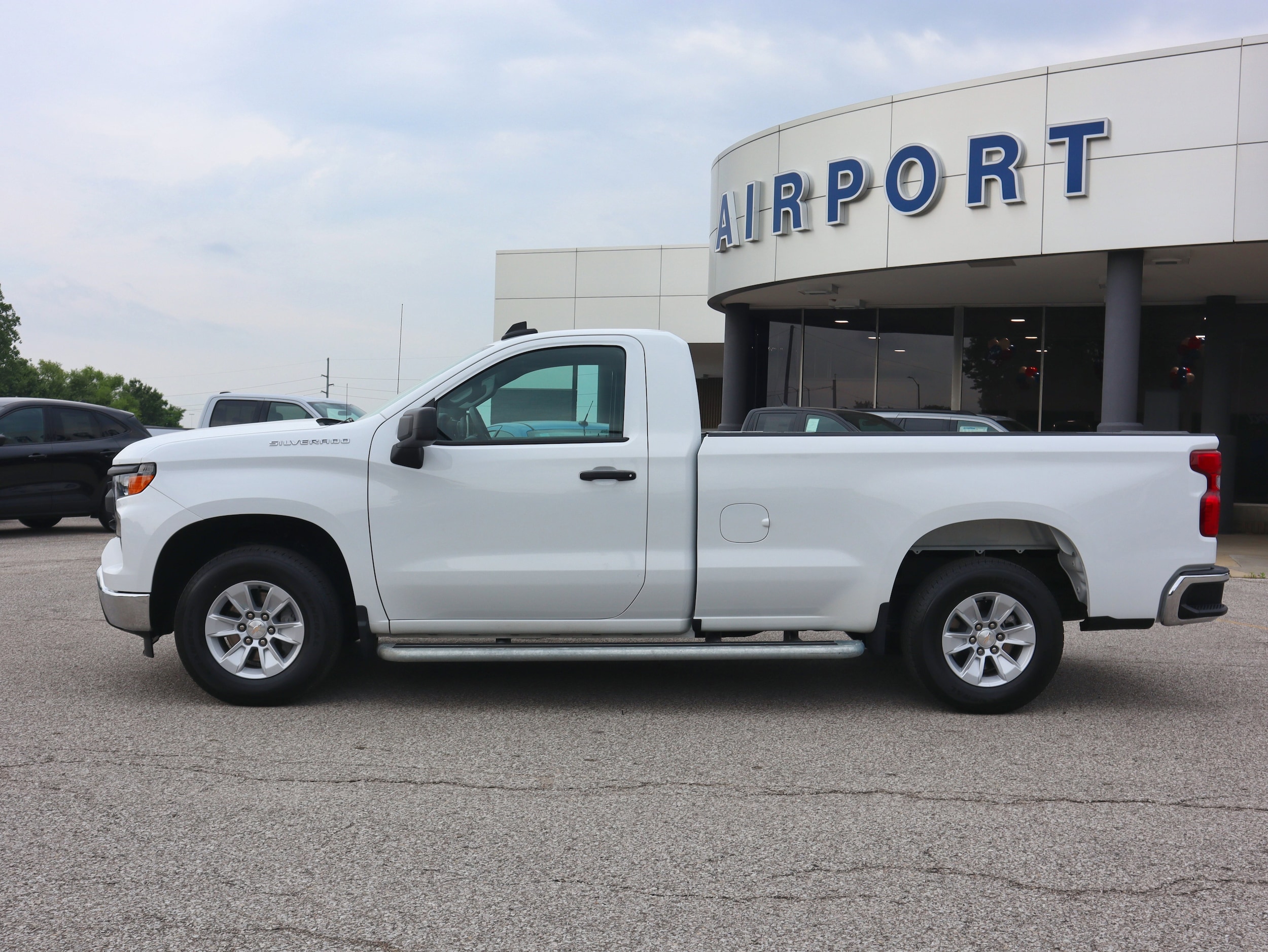 Used 2024 Chevrolet Silverado 1500 Work Truck with VIN 3GCNAAED4RG350633 for sale in Florence, KY