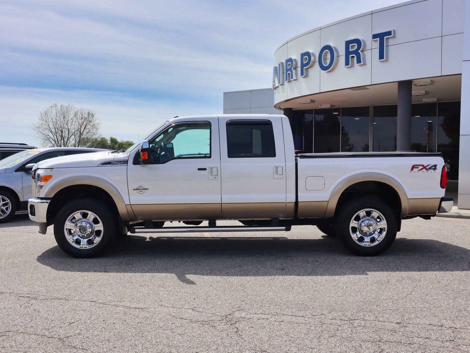 Used 2014 Ford F-250 Super Duty XLT with VIN 1FT7W2BT3EEA83238 for sale in Florence, KY