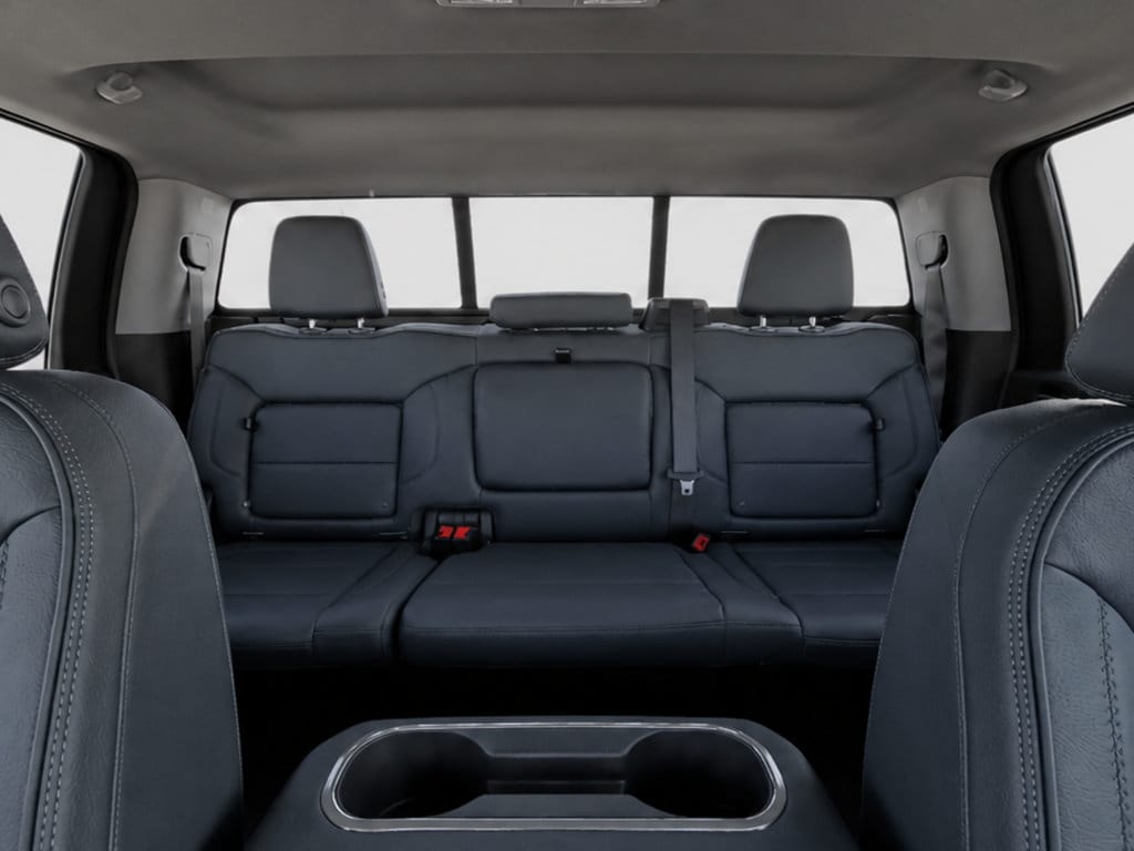 2026 GMC Sierra 3500HD Denali - Photo 14