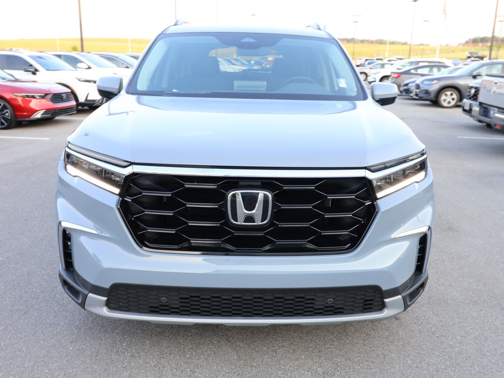Certified 2025 Honda Pilot Touring AWD SUV