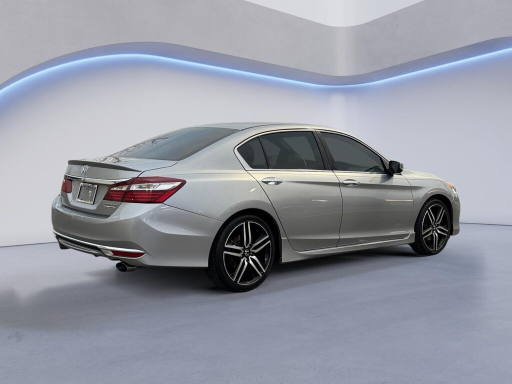 Used 2017 Honda Accord Sedan Sport SE Sedan