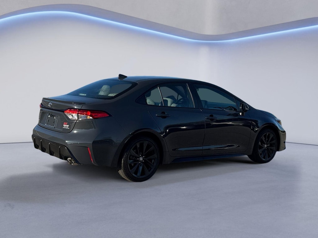 Used 2024 Toyota Corolla SE Sedan