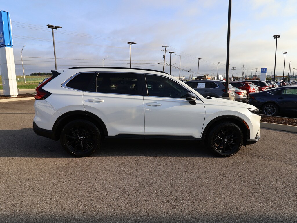 2023 Honda CR-V Hybrid Sport photo 3