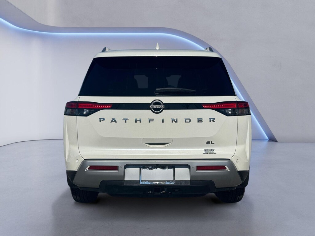 Used 2023 Nissan Pathfinder SL SUV