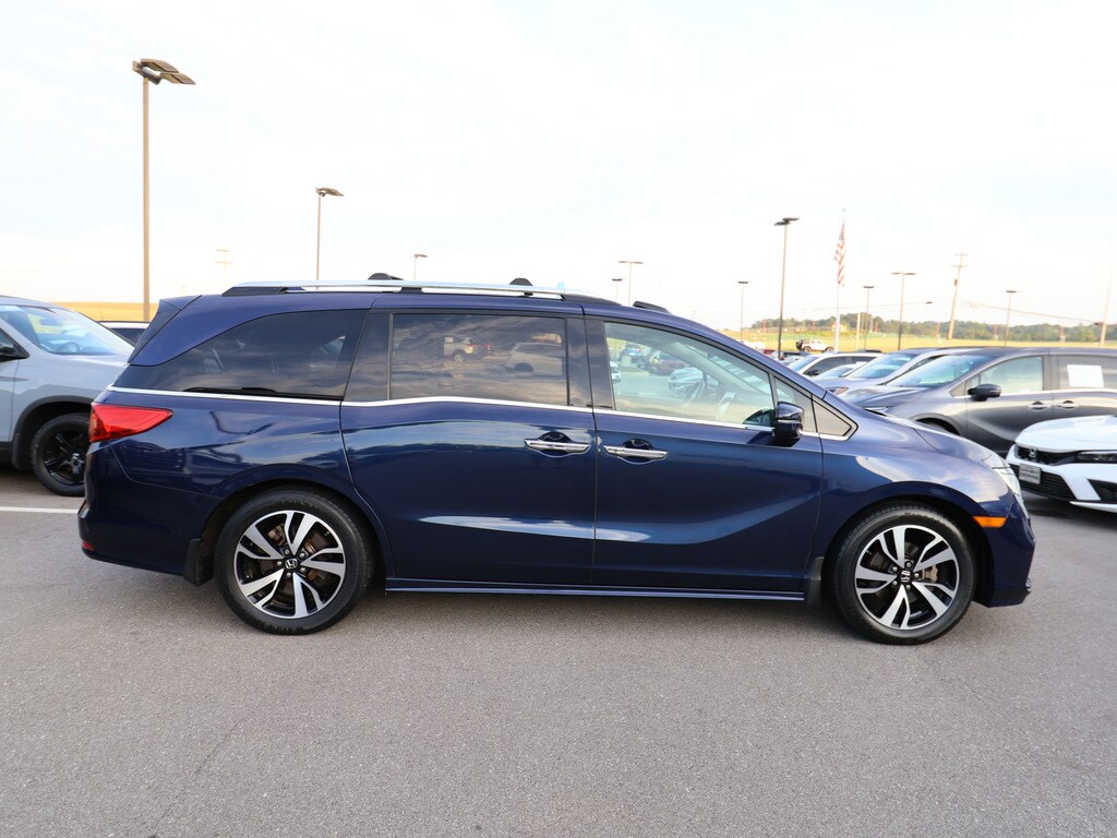 2018 Honda Odyssey Elite photo 4