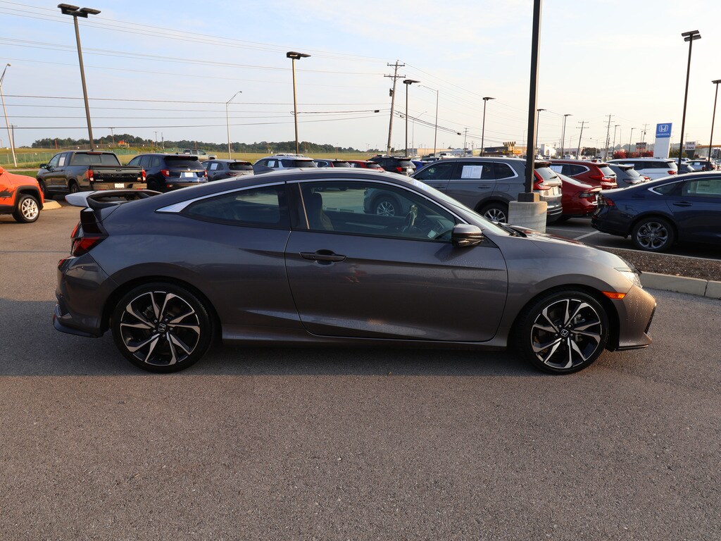 2019 Honda Civic Si photo 3