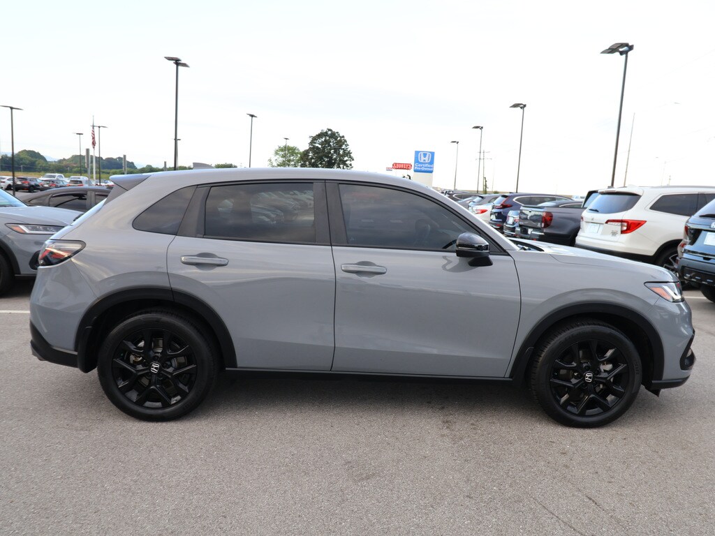 2024 Honda HR-V Sport 2WD photo 4